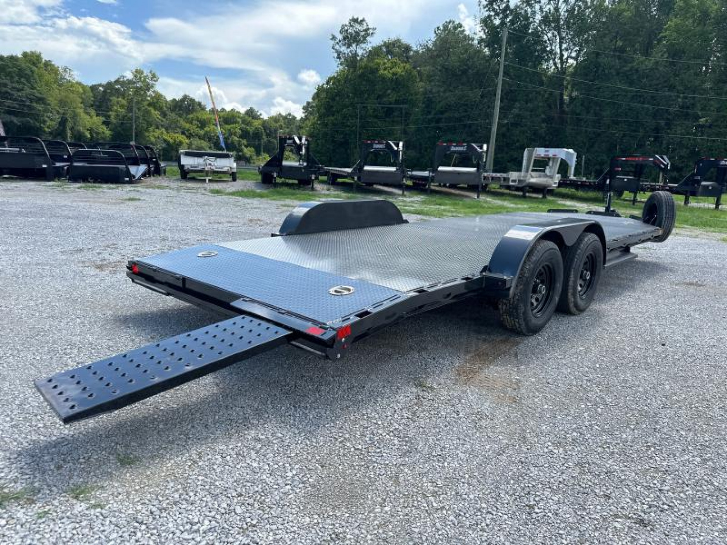 New 2024 Diamond C Trailers GTF206  Car Hauler