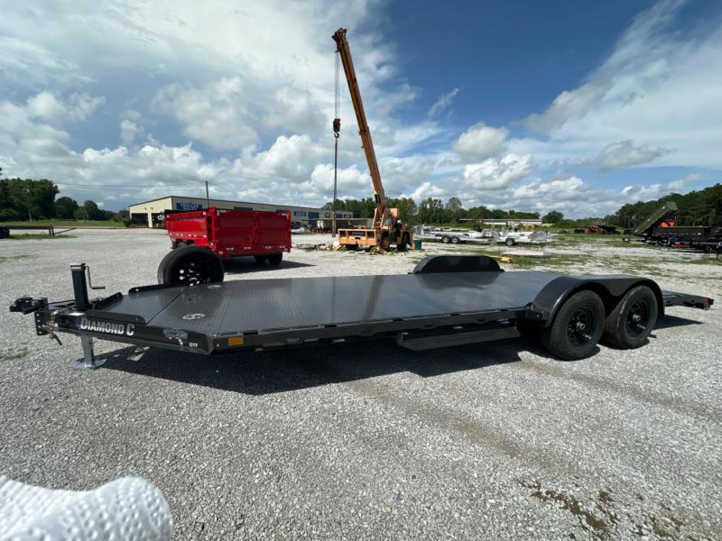 New 2024 Diamond C Trailers GTF206  Car Hauler