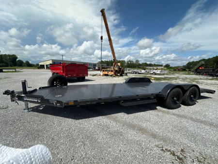 New 2024 Diamond C Trailers GTF206  Car Hauler