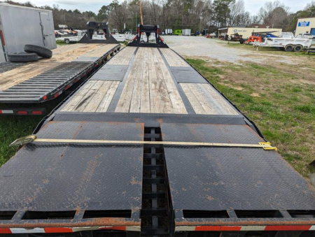 Used 2020 Diamond C Trailers FMAX212 40MR Flatbed Trailer