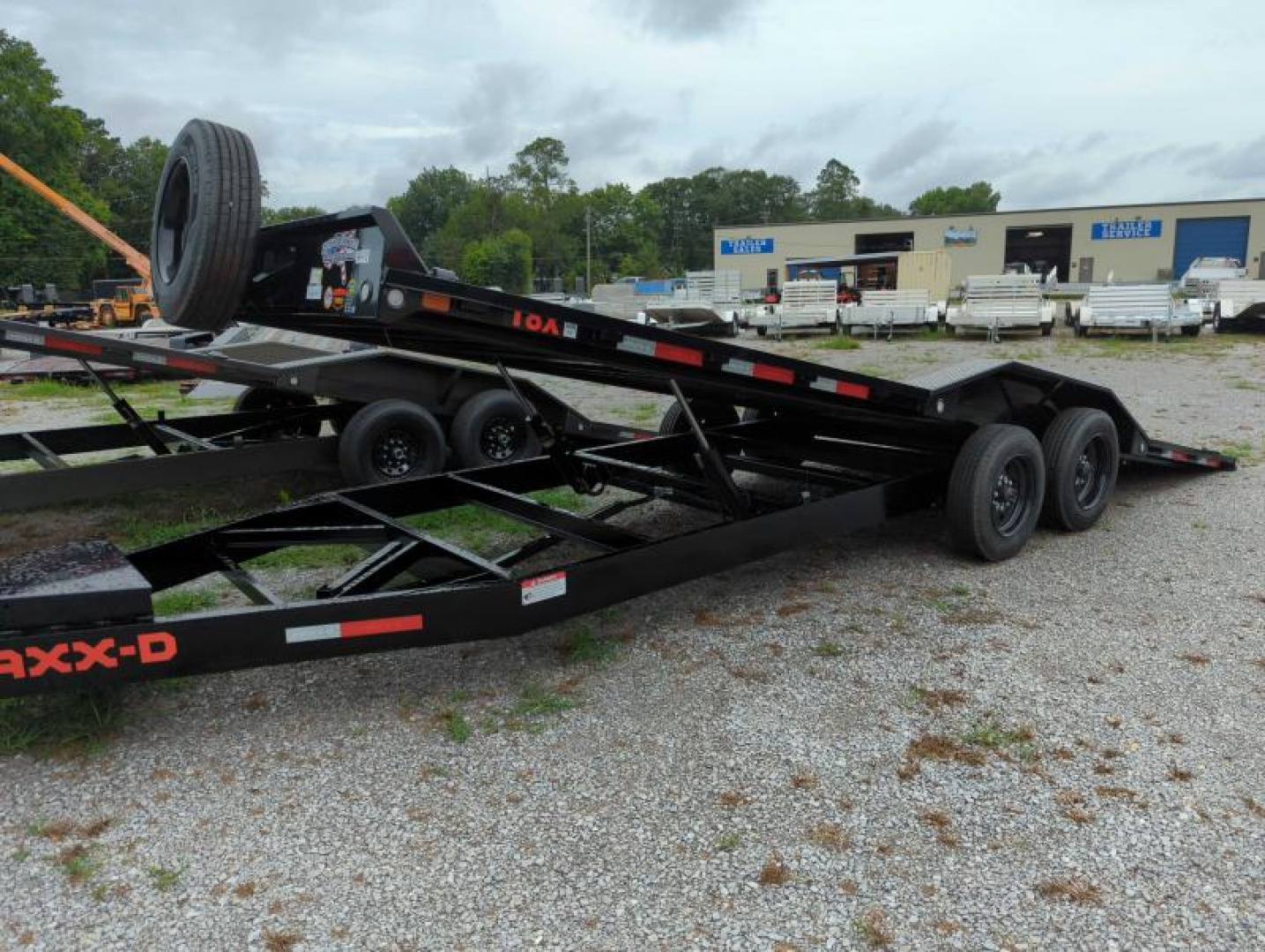 New 2025 MAXX-D T8B 10224 Tilt Trailer
