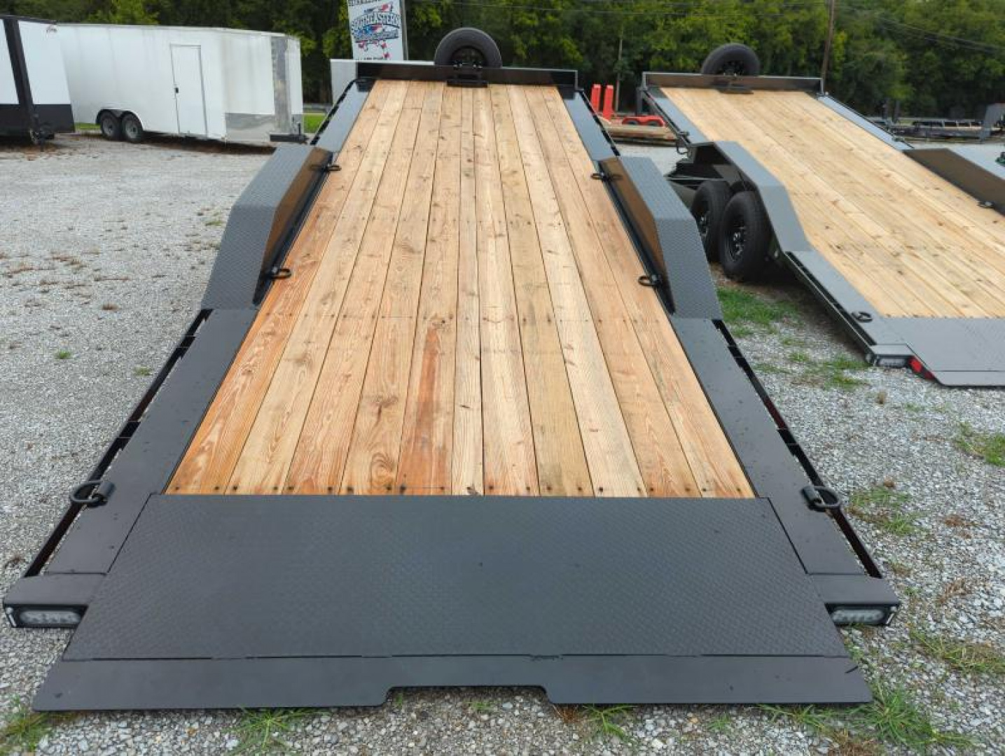 New 2025 MAXX-D T8B 10224 Tilt Trailer