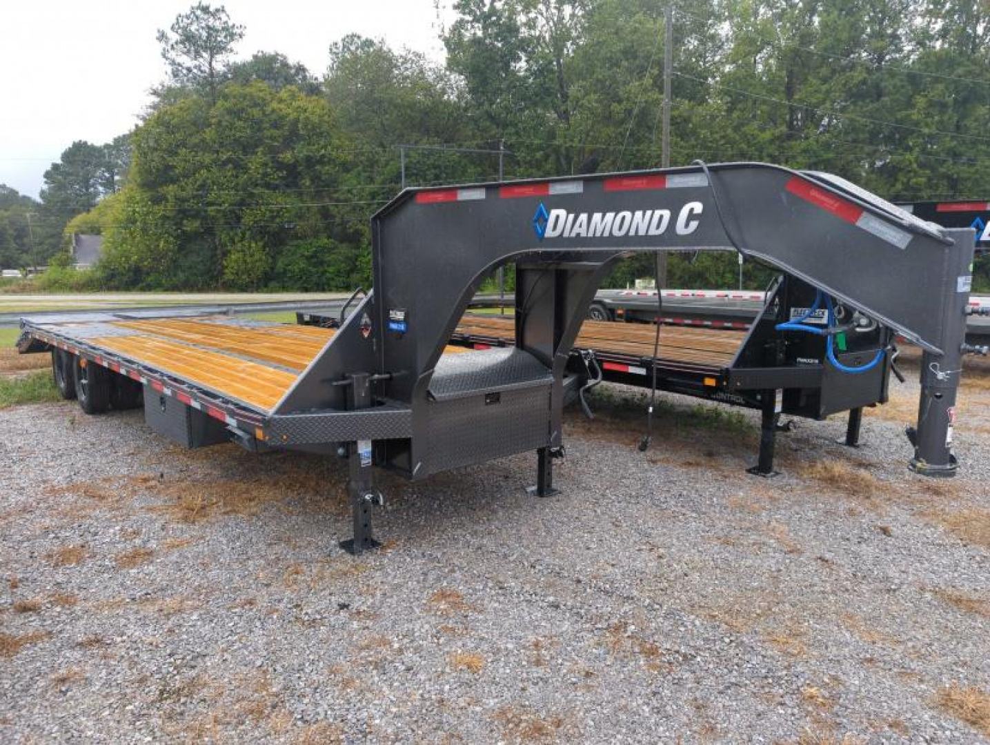 New 2025 Diamond C Trailers FMAX210 Deckover Trailer