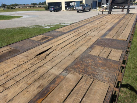 Used 2017 Traxx Trailers 32TD Deckover Trailer