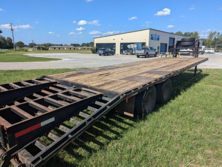 Used 2017 Traxx Trailers 32TD Deckover Trailer