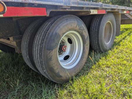 Used 2017 Traxx Trailers 32TD Deckover Trailer