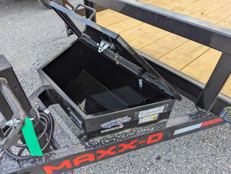 New 2025 MAXX-D U5X 20' Equipment Trailer