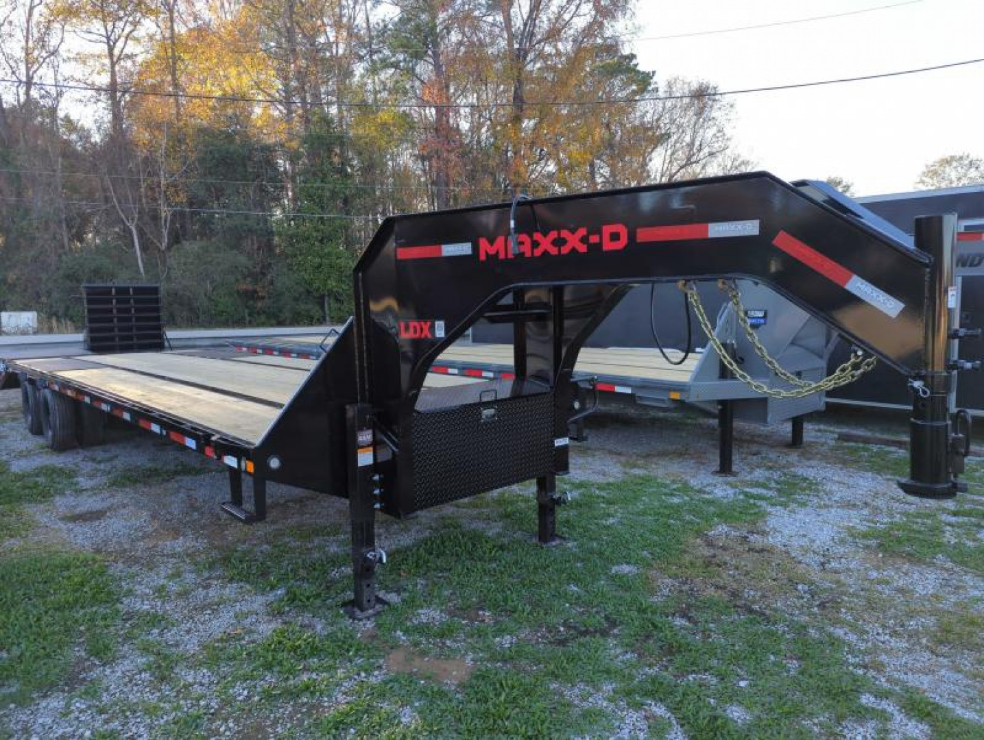 New 2025 MAXX-D LDX 32' Engineered I-Beam Frame Gooseneck Deckover Trailer