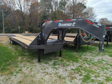 New 2025 Diamond C Trailers FMAX212 HDT PACESETTER EDITION Flatbed Trailer