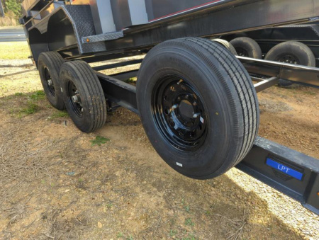 New 2025 Diamond C Trailers LPT207 Dump Trailer