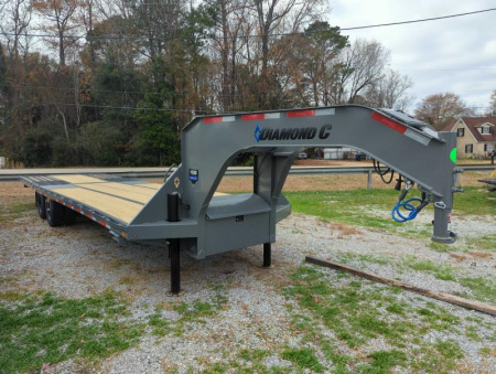 New 2025 Diamond C Trailers FMAX210 HDT Deckover Trailer