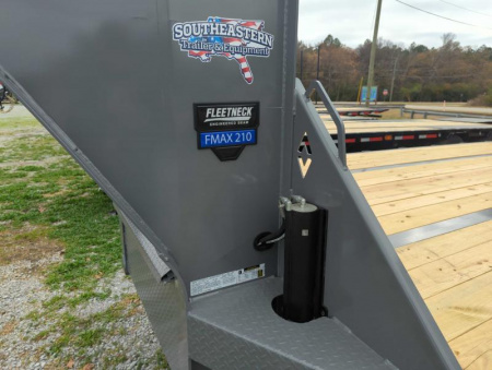 New 2025 Diamond C Trailers FMAX210 HDT Deckover Trailer