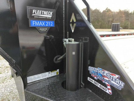 New 2025 Diamond C Trailers FMAX212 HDT PACESETTER EDITION Deckover Trailer