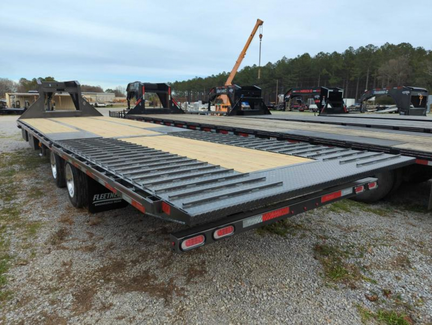 New 2025 Diamond C Trailers FMAX212 HDT Deckover Trailer