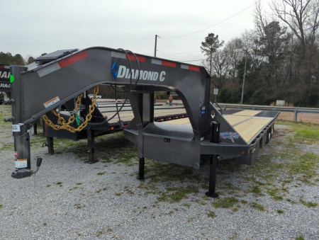New 2025 Diamond C Trailers FMAX212 HDT Deckover Trailer