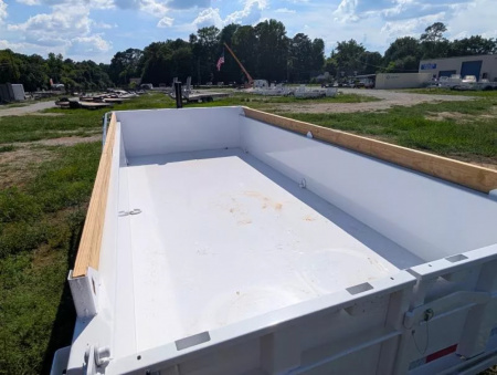 New 2025 Diamond C Trailers LPT208 PACESETTER Dump Trailer