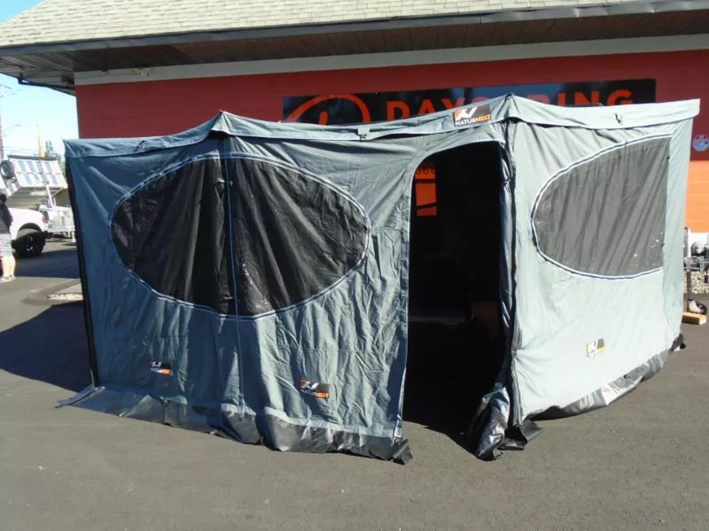 Used 2025 Ursus Campers KING DEN OVERLAND Tent Camper