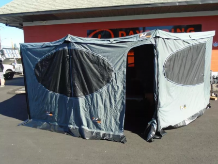 Used 2025 Ursus Campers KING DEN OVERLAND Tent Camper