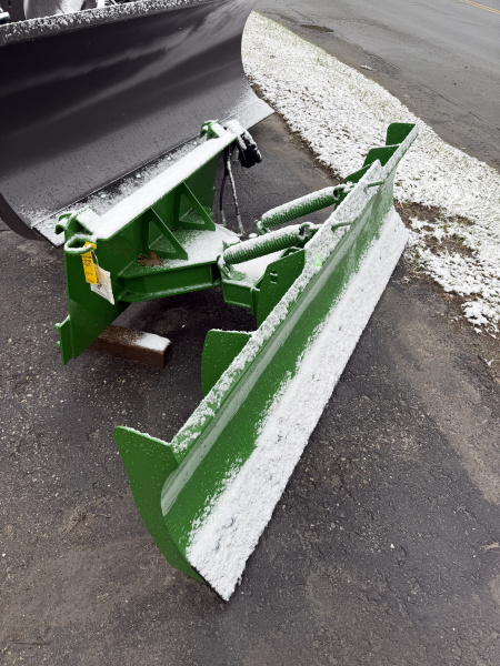 New 2025 CID 84  JD SNOW PLOW W/HYRO