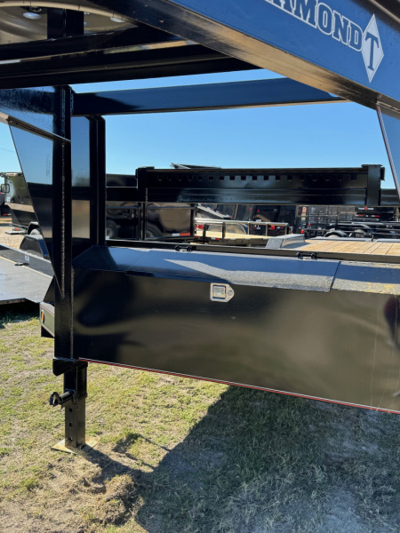 New 2026 Diamond T 10230SDSKPGN-5899 Flatbed Trailer