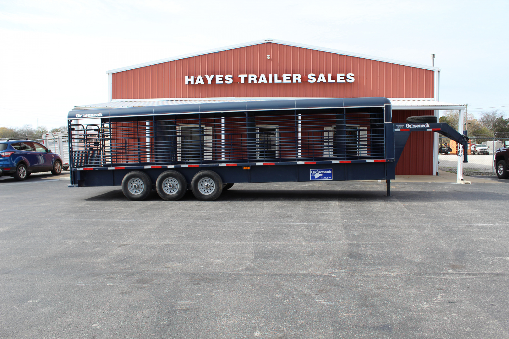 Used 2020 Gooseneck Trailer MFG METAL TOP Stock / Stock Combo Trailer