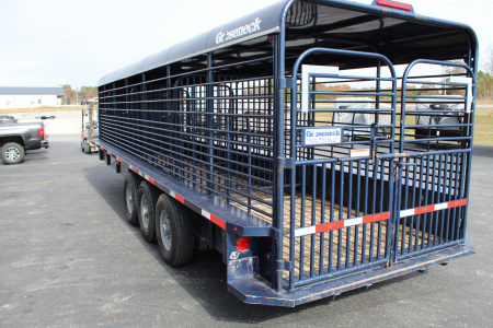 Used 2020 Gooseneck Trailer MFG METAL TOP Stock / Stock Combo Trailer