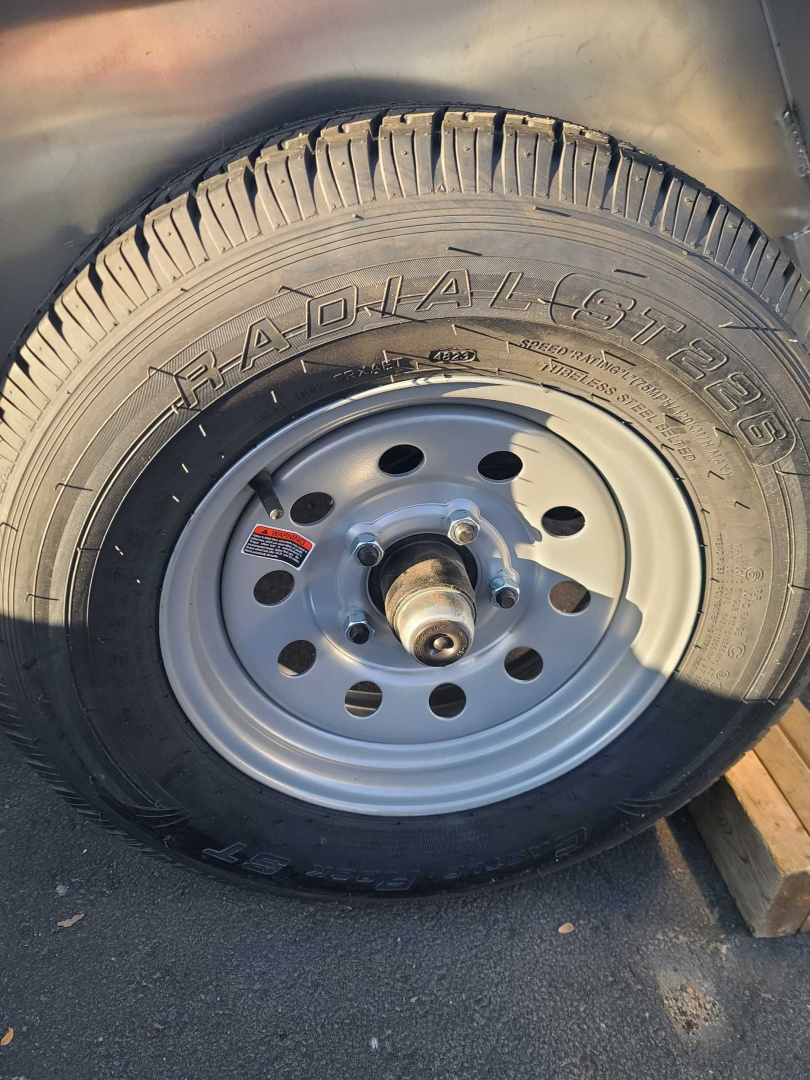 New 2025 Aluma 5012TILT Snowmobile Trailer