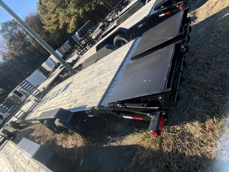 New 2026 PJ Trailers 23553 PJ C8 24’ Equipment Trailer
