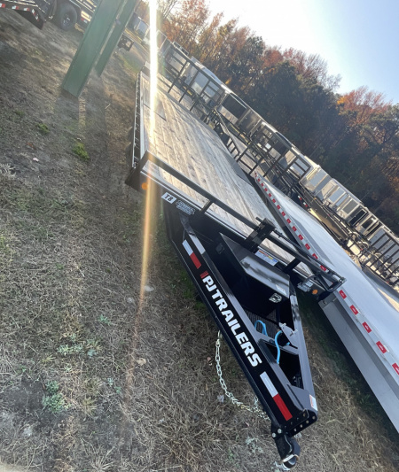 New 2026 PJ Trailers 23726 22’ T8 Deckover Trailer