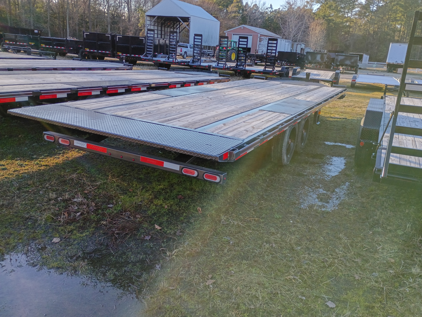New 2025 Diamond C Trailers 23396 DET 24' 208 Equipment Trailer