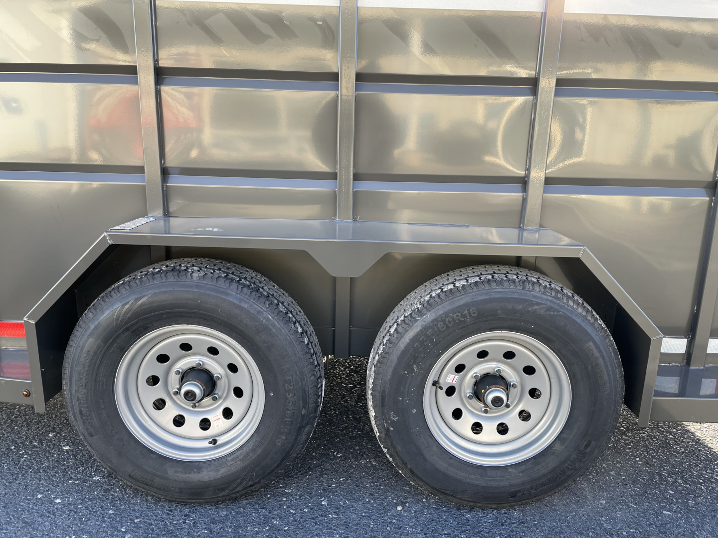 New 2026 Valley 6'8"X16'X6'6" Gooseneck Steel Stock Trailer