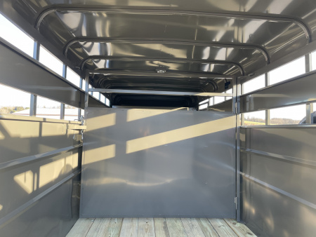 New 2026 Valley 6'8"X16'X6'6" Gooseneck Steel Stock Trailer