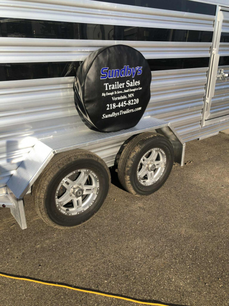 New 2025 Featherlite 8107 16' Low Pro Stock