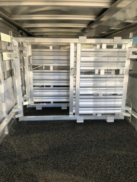 New 2025 Featherlite 8107 16' Low Pro Stock