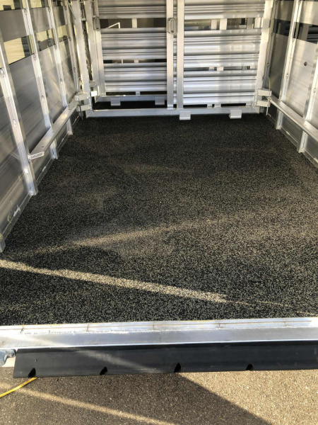 New 2025 Featherlite 8107 16' Low Pro Stock