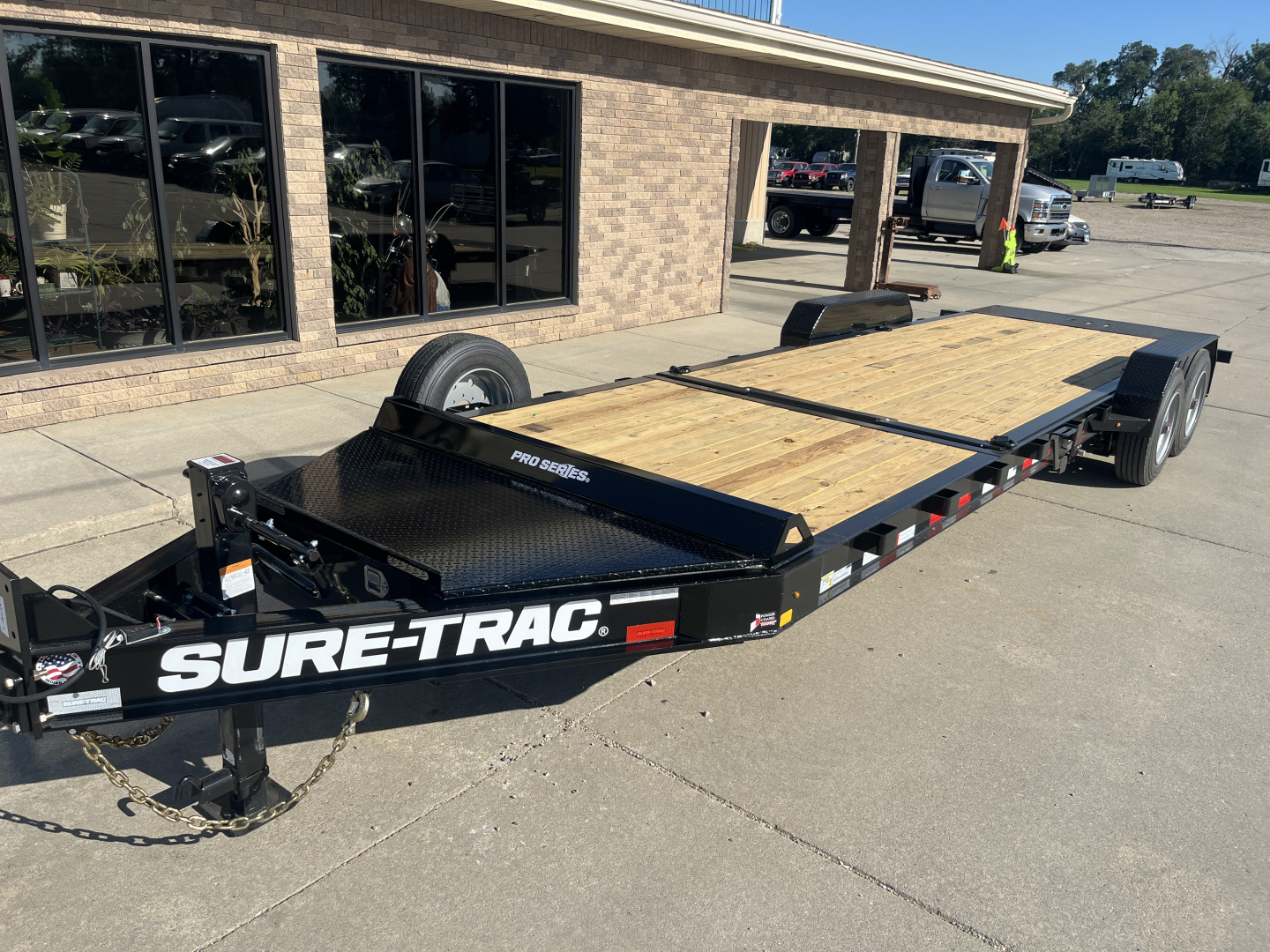 New 2026 Sure-Trac 26ft Tilt Bed Equipment Trailer