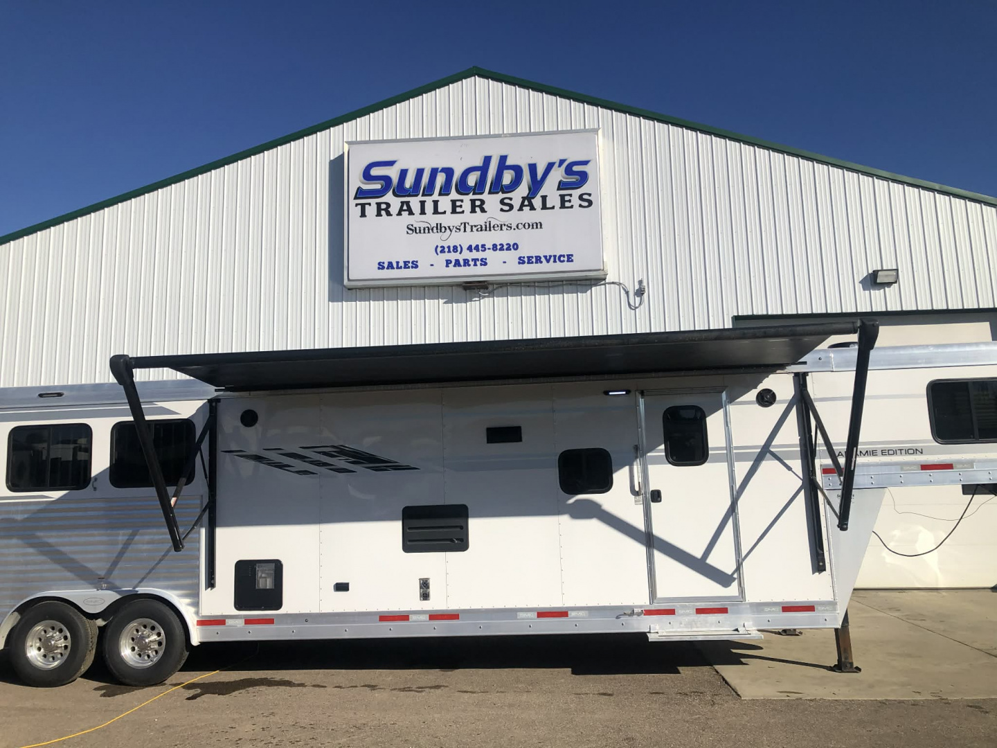 Used 2022 SMC 3H Living Quarter