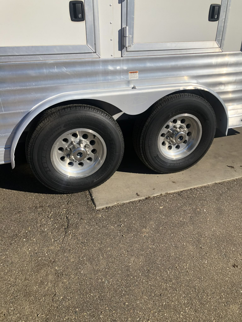 Used 2022 SMC 3H Living Quarter