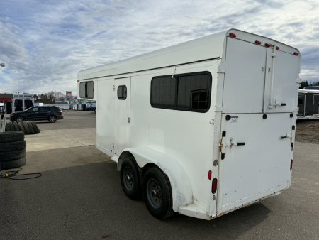 Used 2008 Sundowner Straight Load Horse Trailer