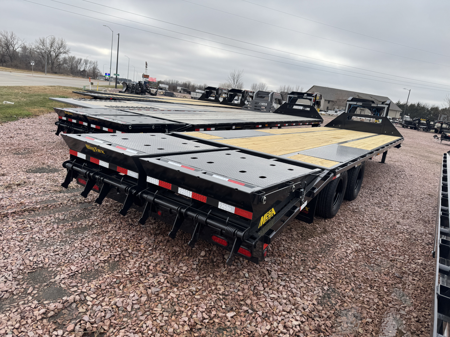 New 2026 Big Tex Trailers 22GN 25+5 Flatbed Trailer