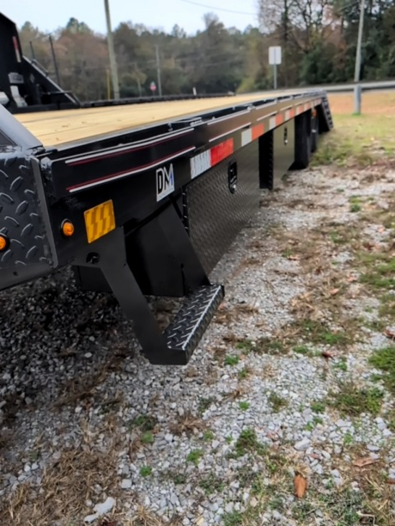 New 2026 Diamond C Trailers FMAX210 HDT Deckover Trailer