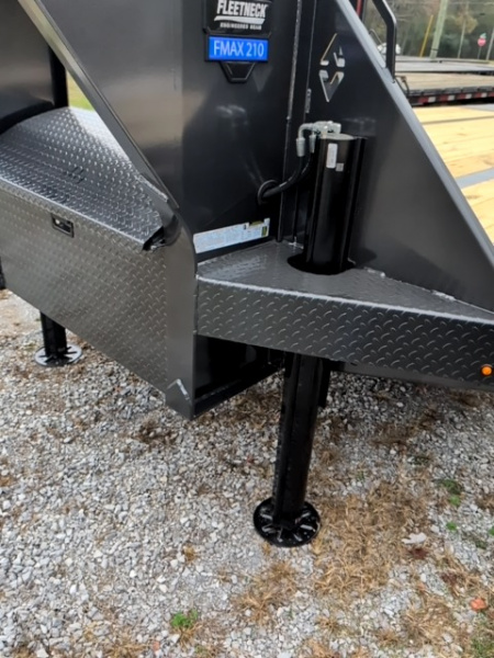 New 2026 Diamond C Trailers FMAX210 HDT Deckover Trailer