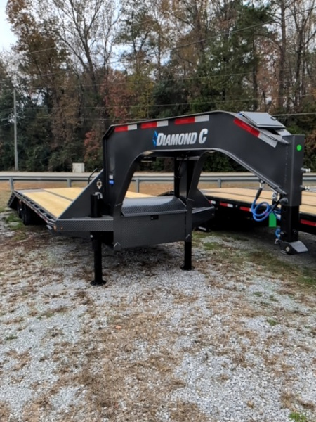 New 2026 Diamond C Trailers FMAX210 HDT Deckover Trailer