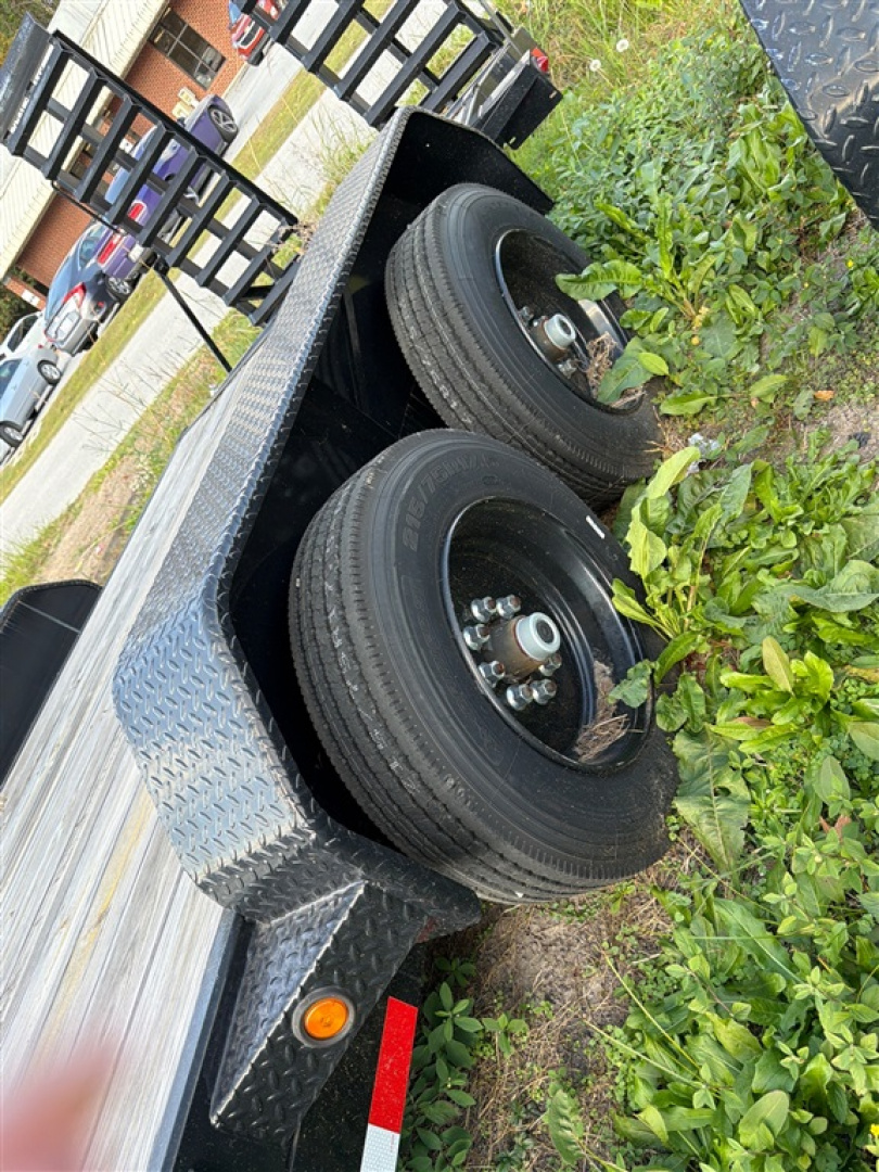 Used 2022 Gatormade 18+3 Equipment