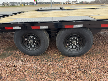 New 2026 Big Tex Trailers 14GN 20+5 Flatbed Trailer