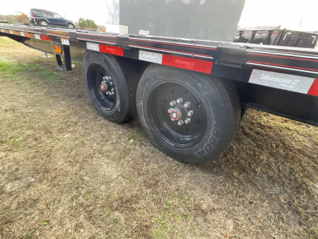 New 2025 Diamond C Trailers 23266 24’ DEC 208 Equipment Trailer