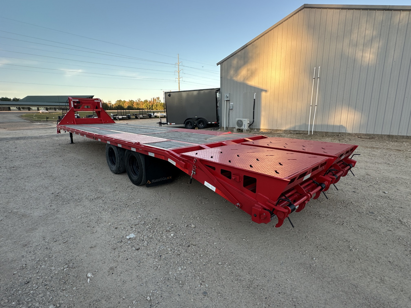 Used 2025 RawMaxx 27 + 5 GN Trailer Deckover Trailer