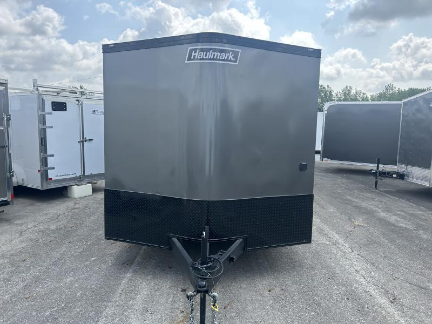 New 2024 Haulmark 24 FT HEAT ENCLOSED RACE CAR HAULER 7 FT INTERIOR HEIGHT