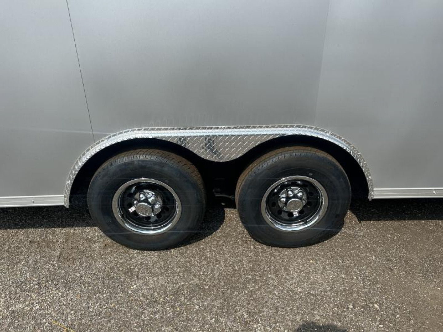 New 2023 Formula Trailers 24 FT V-NOSE CONQUEST ENCLOSED CAR HAULER WITH RAMP DOOR 7 FT INT HT 10K GVWR