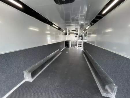 New 2026 Haulmark 32 FT EDGE RACE TRAILER TURBO PACKAGE BLACK OUT TRIM AC UNIT